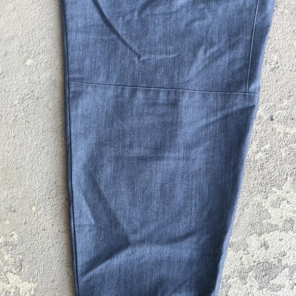 EUC Figs gray scrub bottoms - Picture 14 of 16